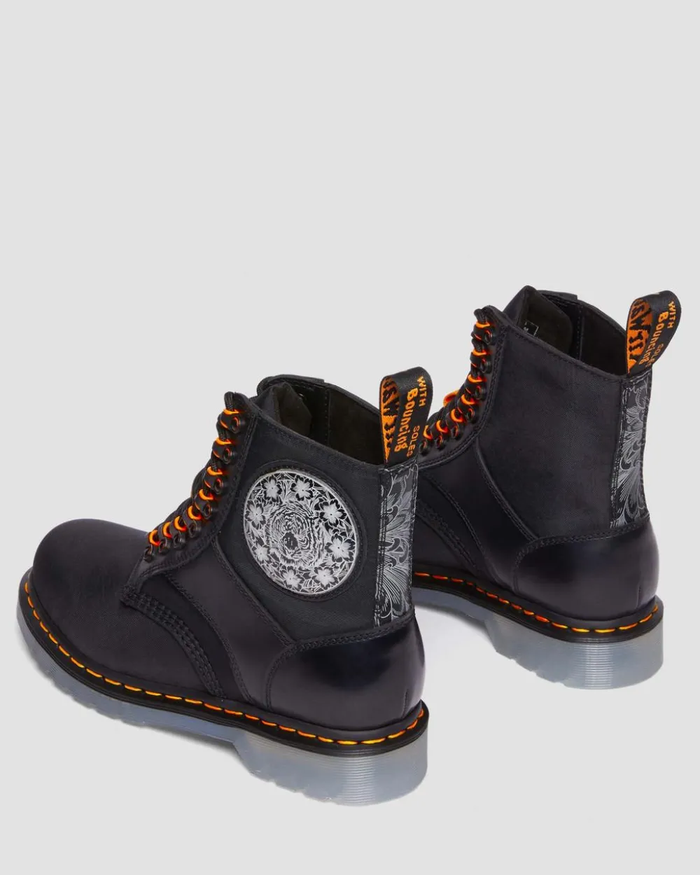 1460 King Nerd Leather Boots*Dr. Martens Hot