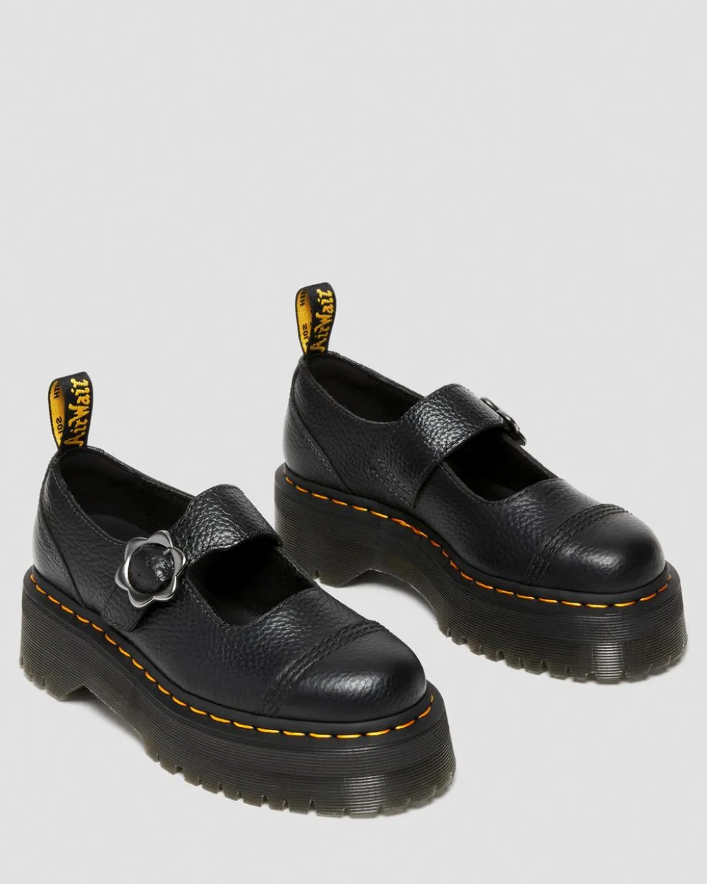 Addina Flower Buckle -Nahkaplatformit*Dr. Martens Hot