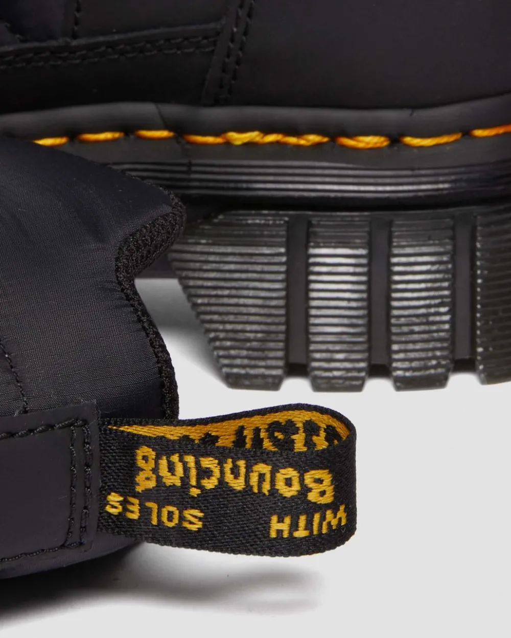 Audrick Quilted Platform Chelsea -Bootsit*Dr. Martens New