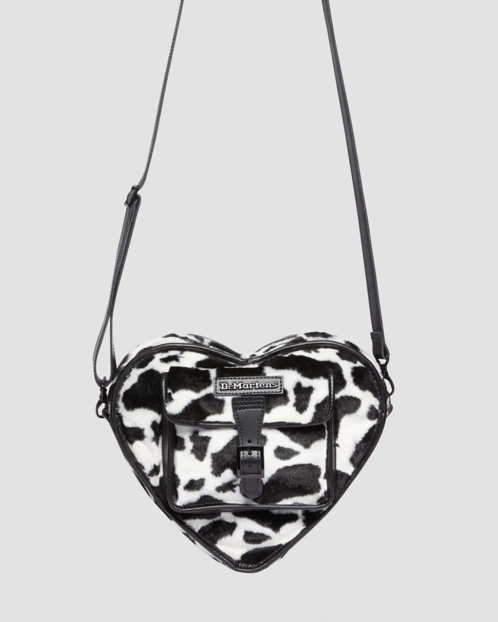 Cow Print Heart Shaped -Laukku*Dr. Martens Sale