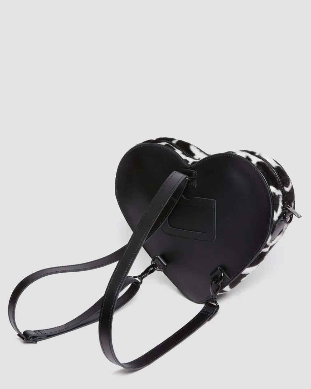 Cow Print Heart Shaped -Laukku*Dr. Martens Sale