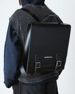 Kiev Leather Box Laptop -Reppu*Dr. Martens Online