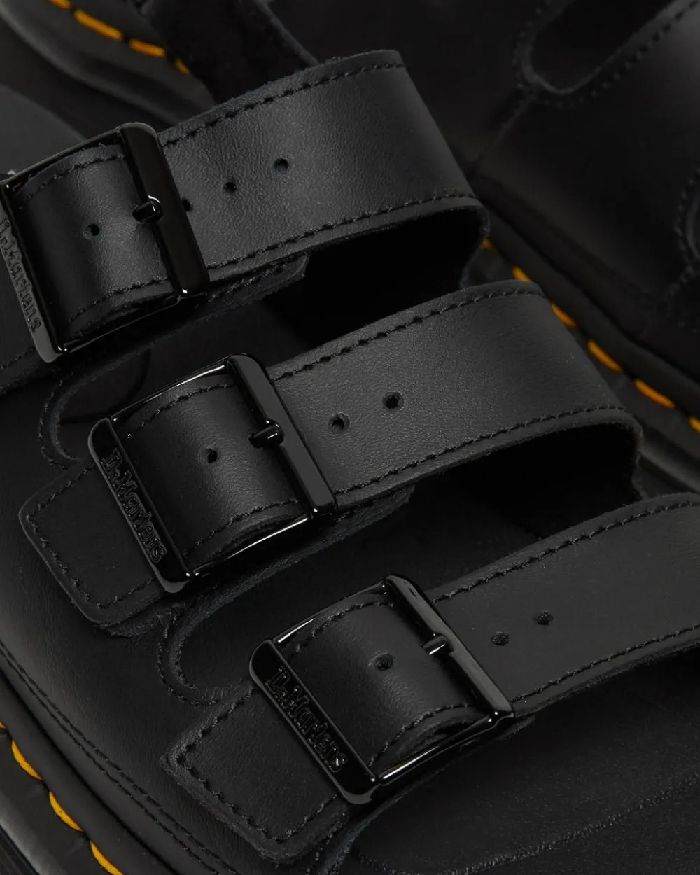 Nahkaiset Soloman Hydro Leather -Remmisandaalit*Dr. Martens Sale