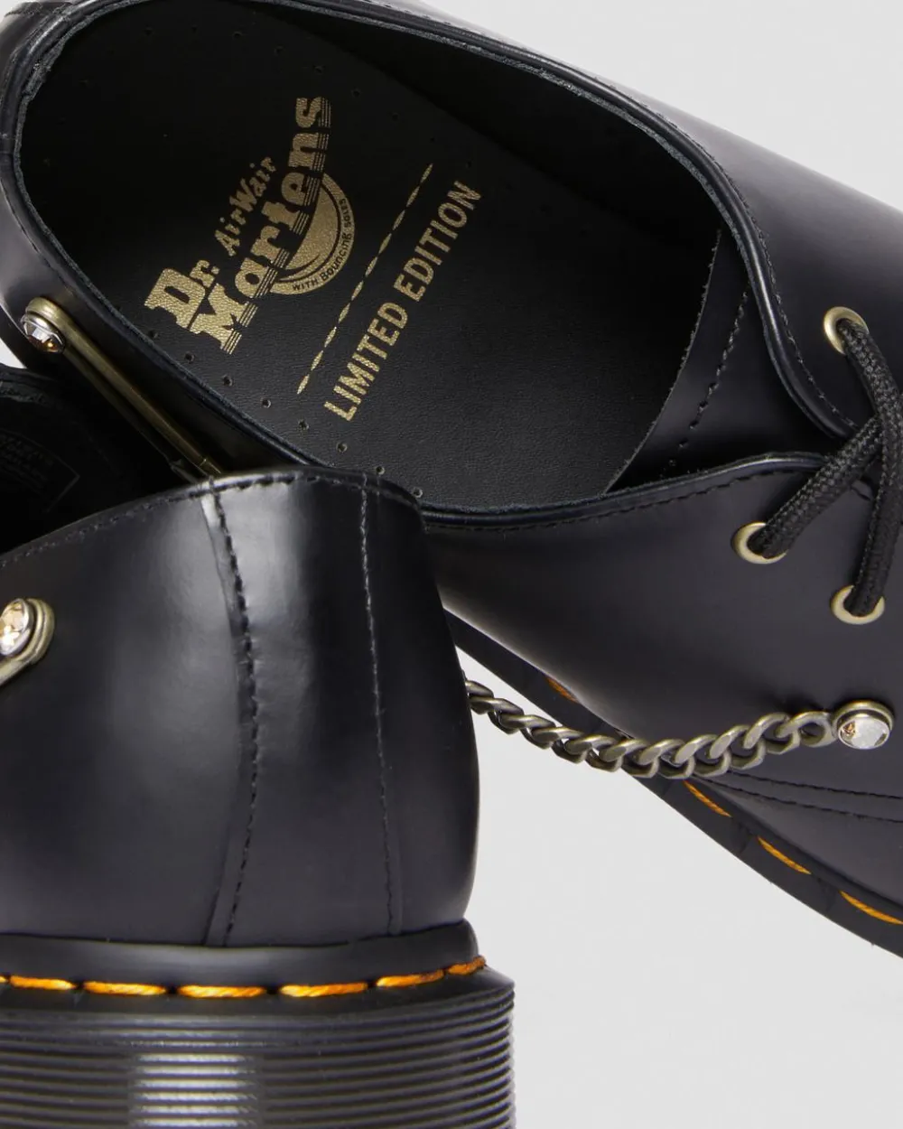 Swarovski®-Kristallein Koristellut 1461-Maiharit*Dr. Martens Fashion