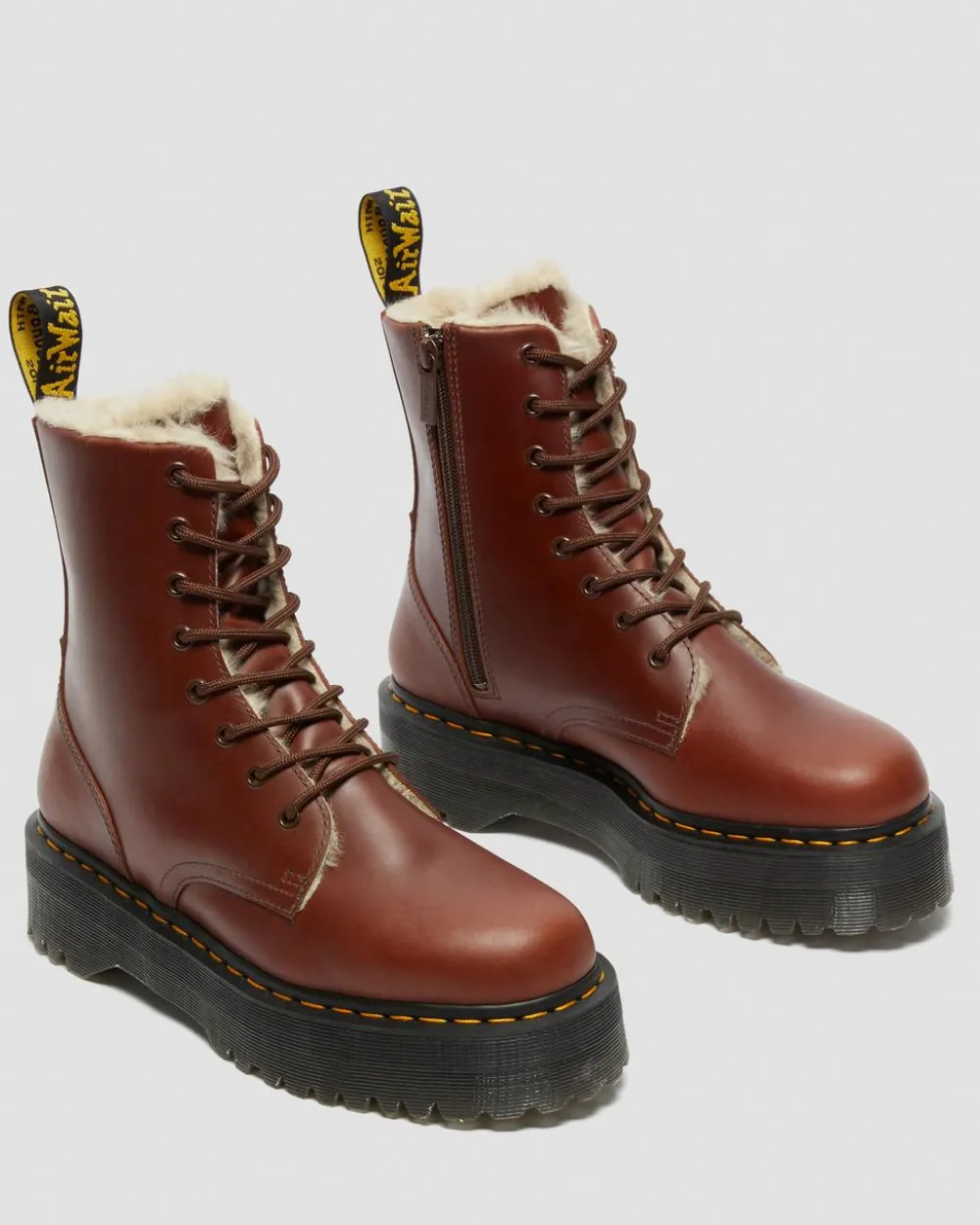 Tekoturkisvuoratut Jadon -Platformit*Dr. Martens Flash Sale