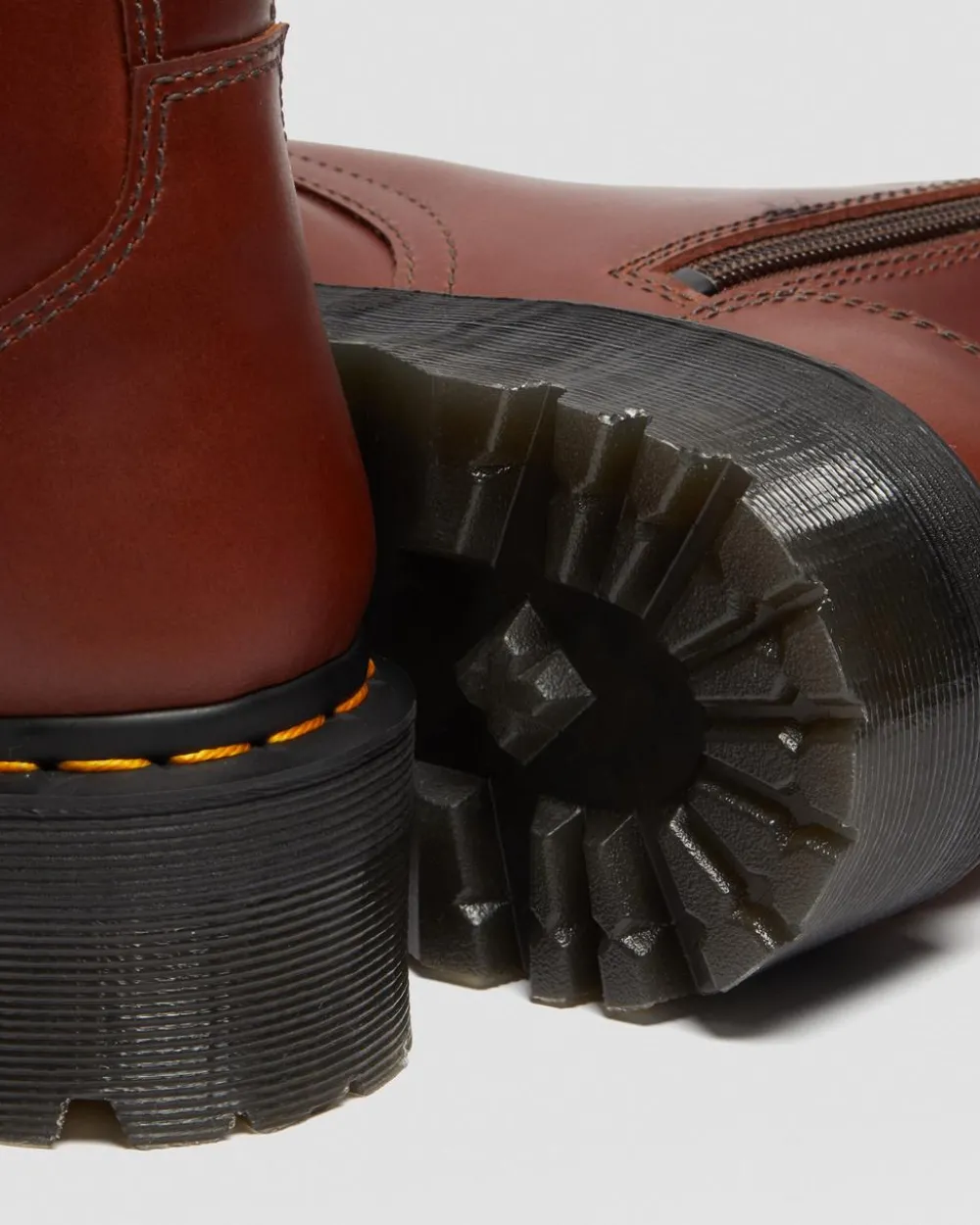 Tekoturkisvuoratut Jadon -Platformit*Dr. Martens Flash Sale