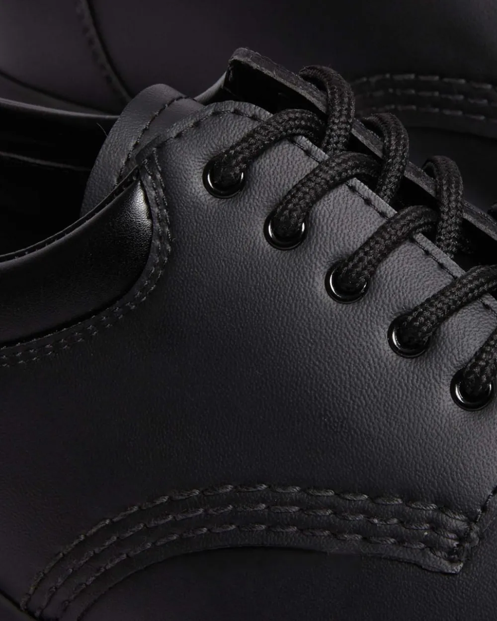 Vegan 8053 Quad Mono Leather -Kengät*Dr. Martens Shop